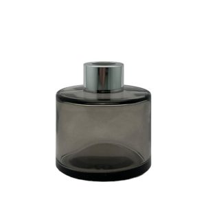 Runder Duftdiffusor Rauchschwarz Transparent 100 ml – Silber – lackierte Diffusorflasche, Produktansicht