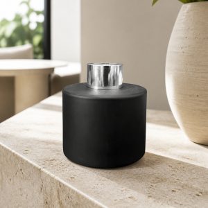 Runder Duftdiffusor Schwarz Matt 100 ml – Silber – Produktfoto