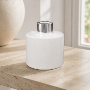 Runder Duftdiffusor Weiß Glanz 100 ml – Silber – Produktfoto
