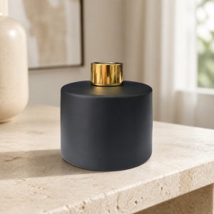 Runder Duftdiffusor Schwarz Matt 200 ml – Gold – Produktfoto