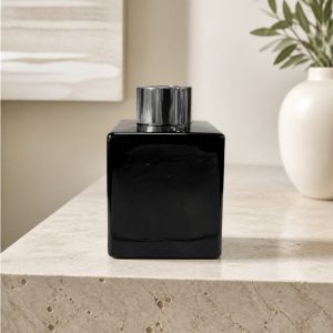 Quadratischer Duftdiffusor Schwarz Glanz 100 ml – Silber – Produktfoto