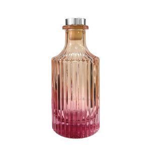 Geriffelter Duftdiffusor – Orange-Rosa ombre 200 ml – Silber – lackierte Diffusorflasche, Produktansicht