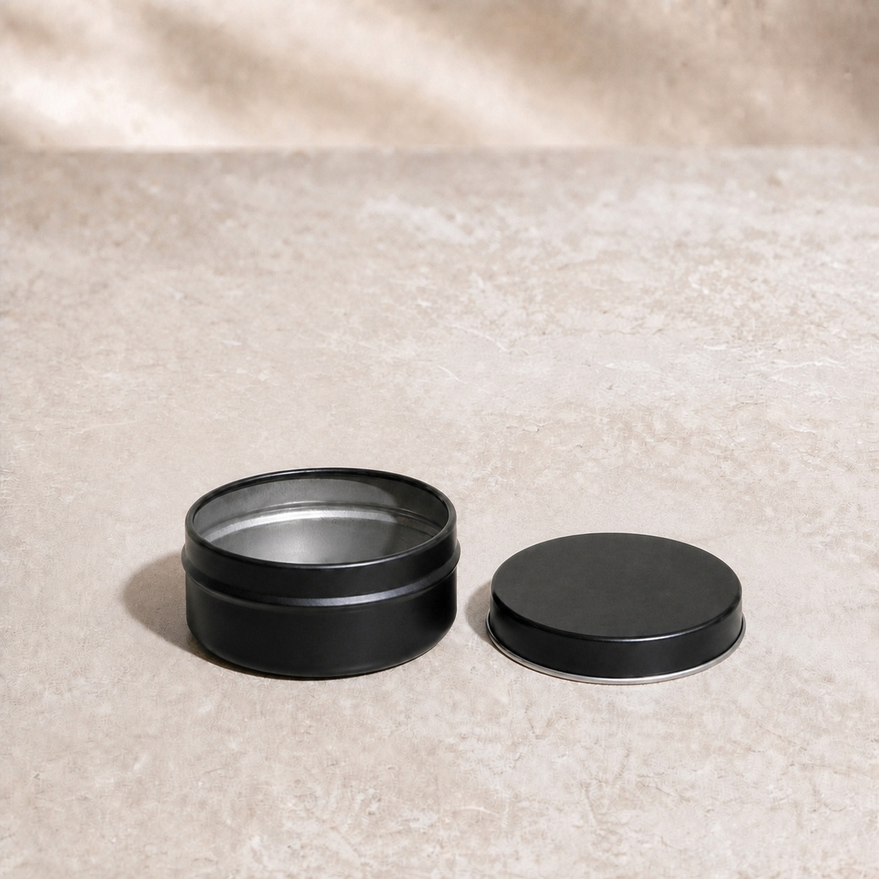 Metalldose 64 × 42 in Schwarz Matt für Kerzen – Produktfoto