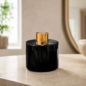 Runder Duftdiffusor Schwarz Glanz 150 ml – Gold – Produktfoto