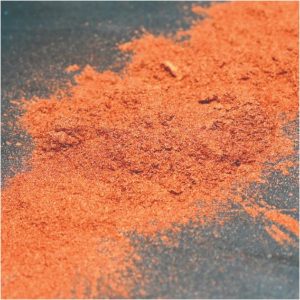 Perlglanzpigment Exterior Flash Red Kylin – Nahaufnahme von Farbe und Perlglanzeffekt